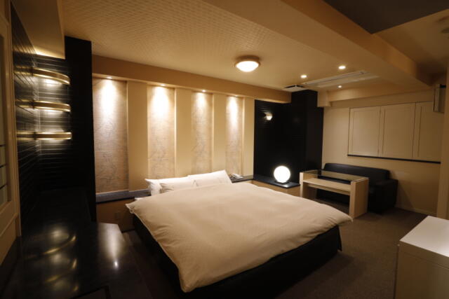 ホテル ロイヤルトン(名古屋市緑区/ラブホテル)の写真『303号室、室内（ホテル関係者からのご提供）』by ごえもん（運営スタッフ）
