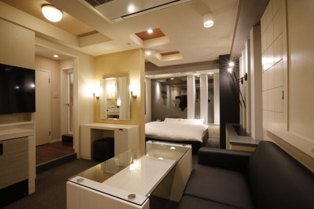ホテル ロイヤルトン(名古屋市緑区/ラブホテル)の写真『308号室、室内（ホテル関係者からのご提供）』by ごえもん（運営スタッフ）