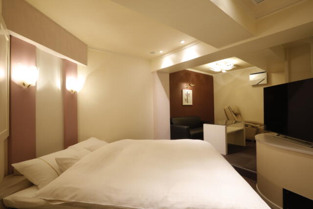 ホテル ロイヤルトン(名古屋市緑区/ラブホテル)の写真『411号室、室内（ホテル関係者からのご提供）』by ごえもん（運営スタッフ）
