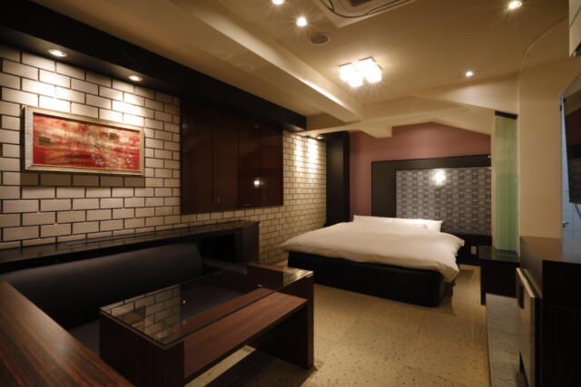 ホテル ロイヤルトン(名古屋市緑区/ラブホテル)の写真『506号室、室内（ホテル関係者からのご提供）』by ごえもん（運営スタッフ）