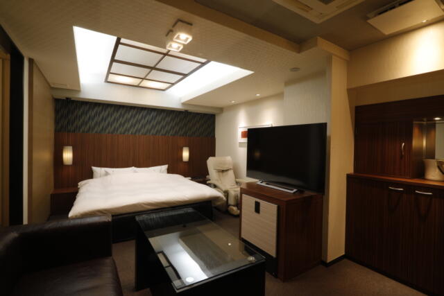 ホテル ロイヤルトン(名古屋市緑区/ラブホテル)の写真『702号室、室内（ホテル関係者からのご提供）』by ごえもん（運営スタッフ）