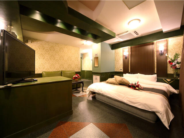SEA LIFE RESORT HOTEL(シーライフ)(芦屋町/ラブホテル)の写真『505号室、室内（ホテル関係者からのご提供）』by ごえもん（運営スタッフ）