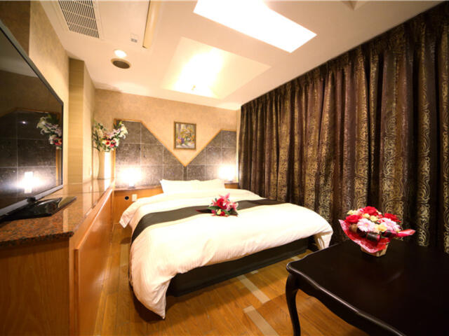 SEA LIFE RESORT HOTEL(シーライフ)(芦屋町/ラブホテル)の写真『703号室、室内（ホテル関係者からのご提供）』by ごえもん（運営スタッフ）