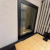 HOTEL KARUTA 赤坂(港区/ラブホテル)の写真『503号室の露天風呂からベットルームが見えます。(*^^*)』by angler