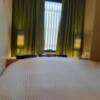 HOTEL KARUTA 赤坂(港区/ラブホテル)の写真『503号室の室内から露天風呂が見えます。』by angler