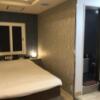HOTEL Bless（ブレス)(新宿区/ラブホテル)の写真『303号室 壁掛けTV側から見た室内』by ACB48