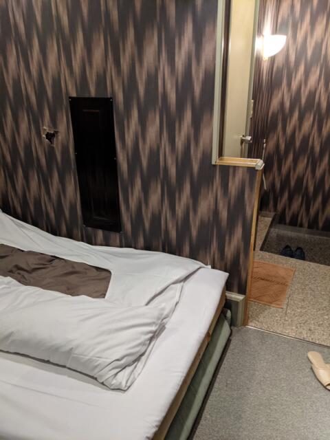 ドルフィン(新宿区/ラブホテル)の写真『201号室(ベッド)』by マーシ