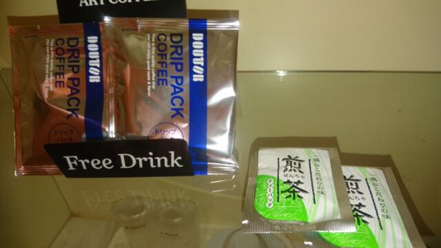 新宿ジャルディーノ(新宿区/ラブホテル)の写真『501号室（飲み物備品はコーヒー２・お茶２）』by 格付屋