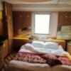 HOTEL COCO RESORT（ココリゾート）(厚木市/ラブホテル)の写真『207号室ベッドと窓です。(21,9)』by キジ