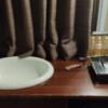 HOTEL B-Girl Bali(荒川区/ラブホテル)の写真『301号室 洗面所』by ところてんえもん