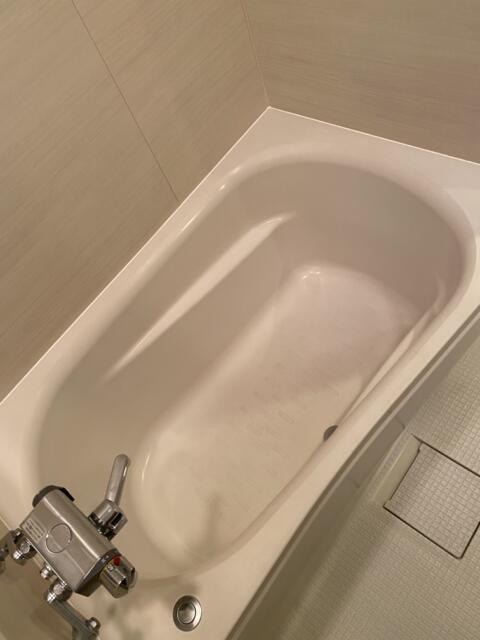 HOTEL UNO(ウノ)(川口市/ラブホテル)の写真『305号室(浴槽)』by こねほ