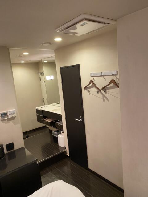 HOTEL UNO(ウノ)(川口市/ラブホテル)の写真『305号室(右奥から手前)』by こねほ