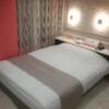 ホテルマーブル(品川区/ラブホテル)の写真『401号室　ベッド（大きめです）』by 市