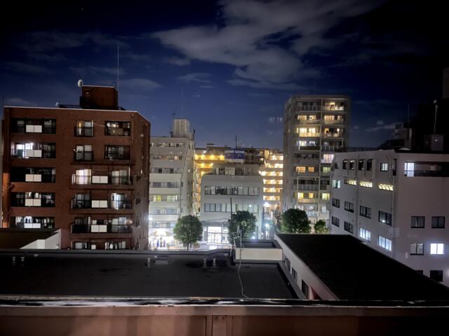 レジェンド(江戸川区/ラブホテル)の写真『601号室、窓からガッツリ外が見えます』by ネコシ
