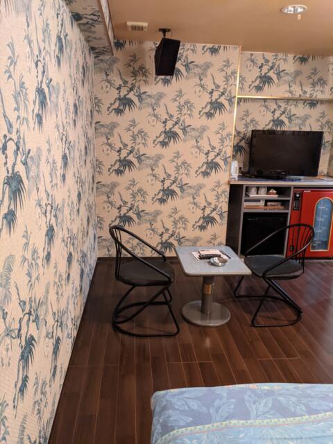 ドルフィン(新宿区/ラブホテル)の写真『303号室(テーブル)』by マーシ