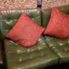 ホテルAVYSS(アビス)(新宿区/ラブホテル)の写真『306号室ソファー。故障してるのか、真ん中が凹んでやや座りにくい』by 春風拳