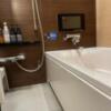 The calm hotel tokyo GOTANDA(品川区/ラブホテル)の写真『504号室　浴室』by やまけんちゃん