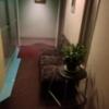 HOTEL LUPINUS（ルピナス）(大和市/ラブホテル)の写真『305号室、ﾛﾋﾞｰと謎の引戸です。(21,10)』by キジ
