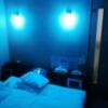 HOTEL LUPINUS（ルピナス）(大和市/ラブホテル)の写真『305号室、調光で青くなります。(21,10)』by キジ