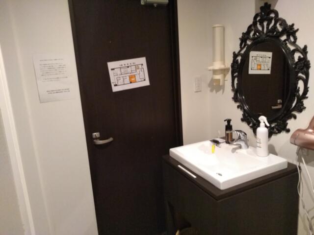 HOTEL Clover AKASAKA(クローバー赤坂)(港区/ラブホテル)の写真『304号室 全景2』by ましりと