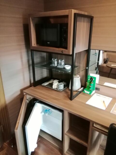 HOTEL ALLURE～アリュール～(船橋市/ラブホテル)の写真『318号室、電車ﾚﾝｼﾞ、冷蔵庫です。(21,10)』by キジ