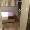 ホテル大山(新宿区/ラブホテル)の写真『103号室（入口空けたところ。内扉なし）』by 格付屋
