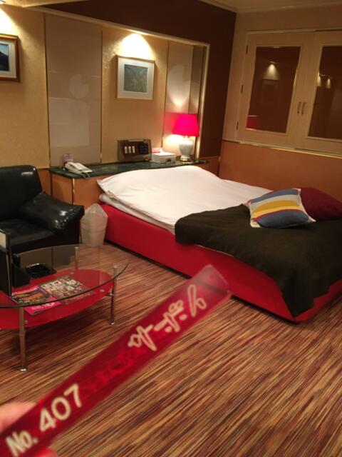 ホテルSAVOY(台東区/ラブホテル)の写真『407号室ベッド』by まきすけ