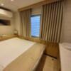 ホテル 小山 (KOYAMA）(新宿区/ラブホテル)の写真『205号室 カーテンを開けても陽光はわずか。』by angler
