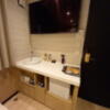 ホテル 小山 (KOYAMA）(新宿区/ラブホテル)の写真『205号室 足元側に洗面台とテレビ。アダルトチャンネルは一つだけ。(^_^ゞ』by angler