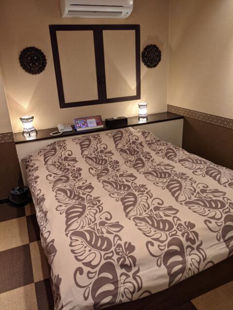 ホテルViVi(相模原市/ラブホテル)の写真『305号室、ベッド』by 爽やかエロリーマン