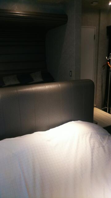 IKASU HOTEL(八王子市/ラブホテル)の写真『205号室・部屋全景(部屋奥より)』by 郷ひろし（運営スタッフ）