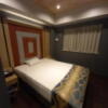 ホテル中山(新宿区/ラブホテル)の写真『207号室 ベッド足元側からの全景2』by angler