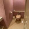 ホテル ジョイボックス41(大阪市/ラブホテル)の写真『201　洗面の横のトイレ　使うのは恥ずかしいｗ』by 輝rin