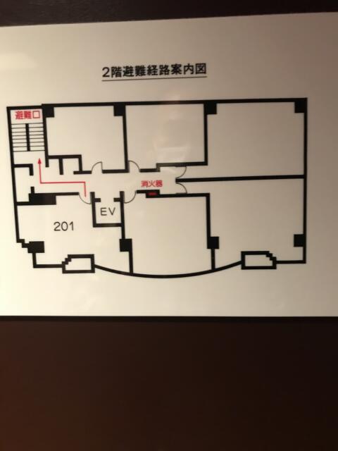 ラピア(新宿区/ラブホテル)の写真『201号室の避難経路図』by 少佐
