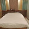 ホテル　セッティングザシーン瓦町(名古屋市中区/ラブホテル)の写真『206号室　ベッドルーム　ベッド』by エロスギ紳士