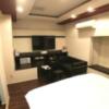 HOTEL アスタプロント(浜松市/ラブホテル)の写真『203号室　ベットルーム別角度』by ま〜も〜る〜