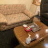 ホテル L&F（リトルフラッパー）(静岡市駿河区/ラブホテル)の写真『202号室　ソファー、テーブル』by まさおJリーグカレーよ