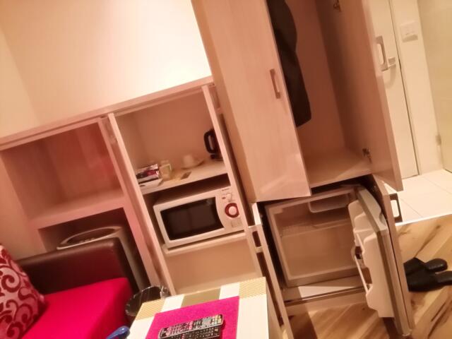 HOTEL LaLa Resort(台東区/ラブホテル)の写真『303号室利用、電車レンジや冷蔵庫です。(21,11)』by キジ