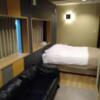 HOTEL 風々(ふふ)(新宿区/ラブホテル)の写真『213号室 部屋全景』by なめろう