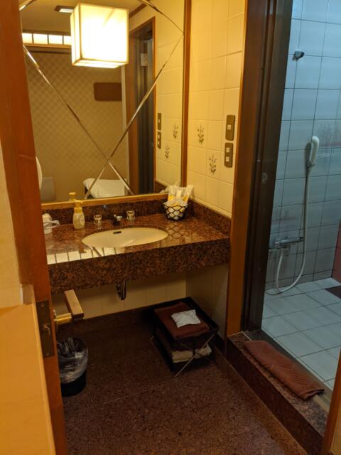 HOTEL Bless（ブレス)(新宿区/ラブホテル)の写真『401号室(洗面台)』by マーシ