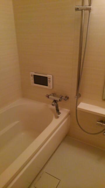 BIX（ビックス）(品川区/ラブホテル)の写真『405号室の浴室』by みたに