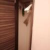 555MOTEL GOTEMBA(御殿場市/ラブホテル)の写真『29号室、クローゼットです。(21,11)』by キジ