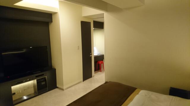GRAND CHARIOT(グランシャリオ)(新宿区/ラブホテル)の写真『303号室（部屋奥から入口方向）』by 格付屋