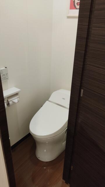 HOTEL DUO（デュオ）(墨田区/ラブホテル)の写真『２０５号室　トイレ』by ところてんえもん