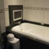 DESIGN HOTEL NOX(ノクス)(品川区/ラブホテル)の写真『406号室の浴室、湯船は余裕だけど洗い場がちょっと狭めです』by ヒロくん!