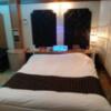 ホテル MOBILIA(モビリア)(鶴ヶ島市/ラブホテル)の写真『401号室 ベッド』by なめろう