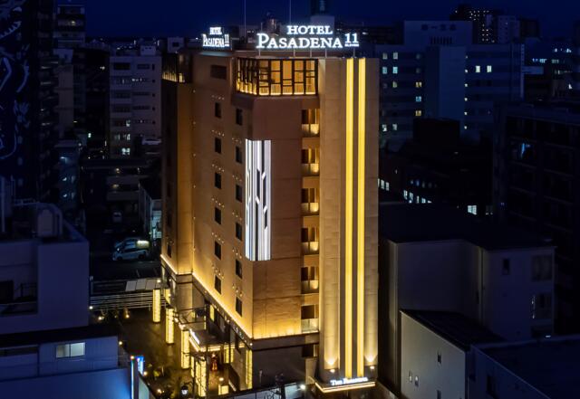 ホテル パサディナ(さいたま市大宮区/ラブホテル)の写真『夜の外観(ホテル関係者の提供)』by OISO（運営スタッフ）
