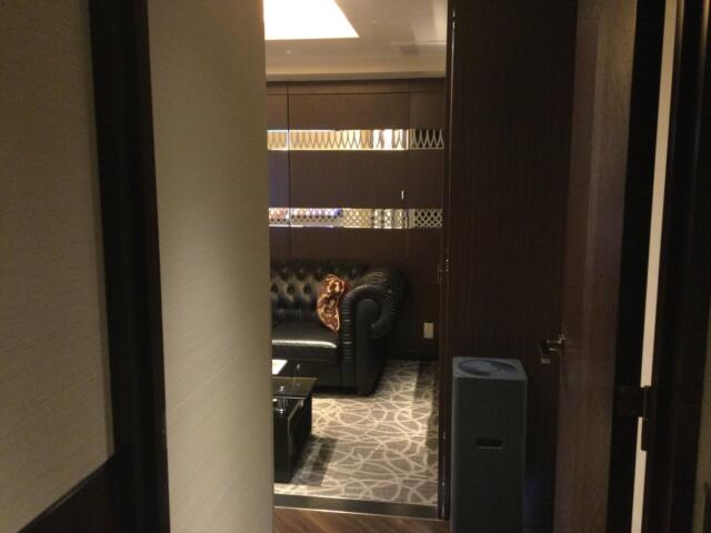 ホテルモアナ(新宿区/ラブホテル)の写真『405号室 前室から見た室内』by ACB48