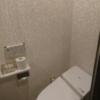 HOTEL Shuffle(シャッフル)(豊島区/ラブホテル)の写真『406号室（トイレ。ウォシュレットはTOTO製）』by 格付屋