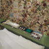 ニューポート(立川市/ラブホテル)の写真『103号室、枕元の電話など』by もんが～